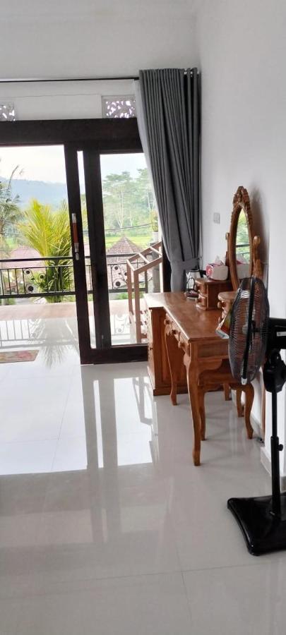 Giri Swari Homestay Sidemen  Exterior foto